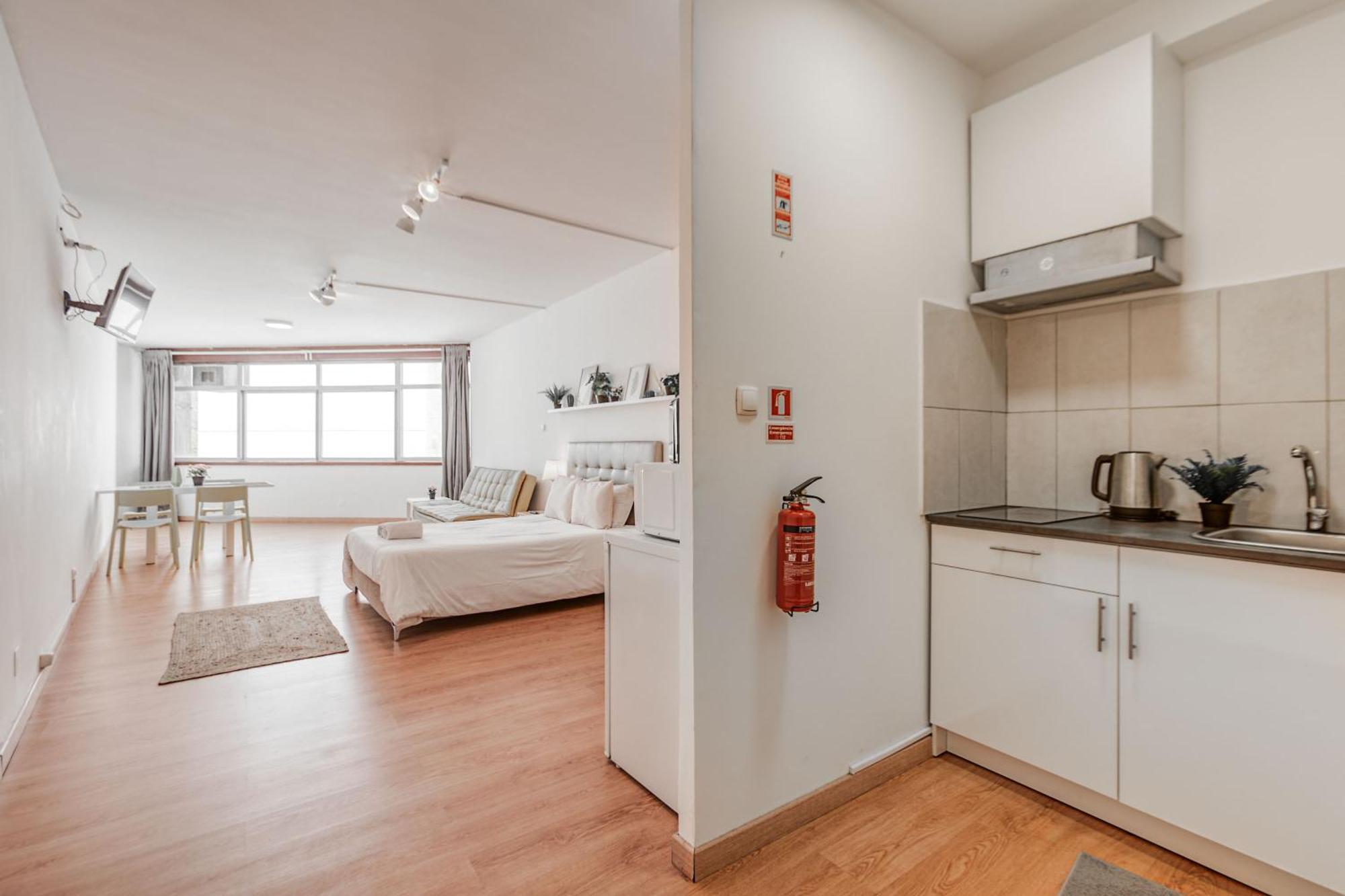 Travel & Live Aliados Apartment ポルト エクステリア 写真