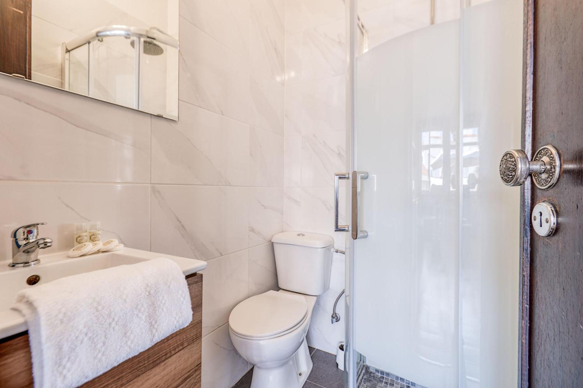 Travel & Live Aliados Apartment ポルト 部屋 写真